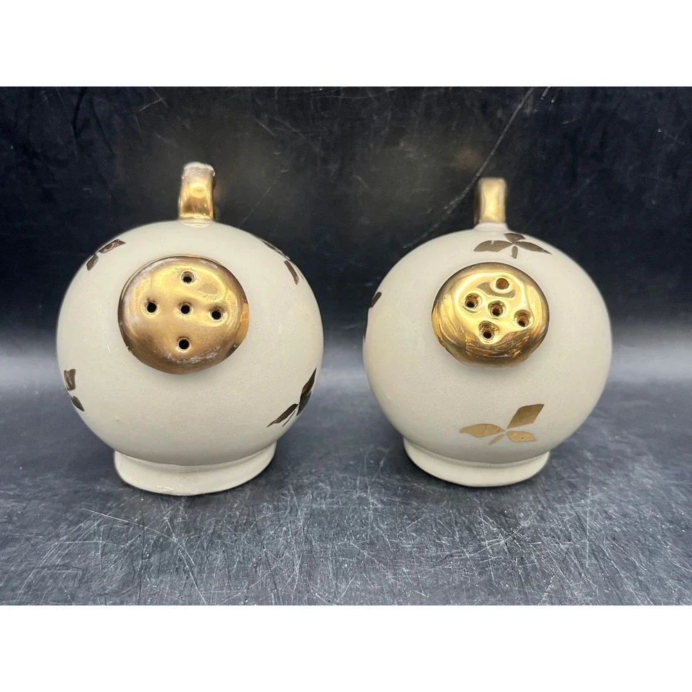 Vtg Ceramic White Salt & Pepper Shakers w/ Gold Leaves &‎ Handles- Ball-Shaped